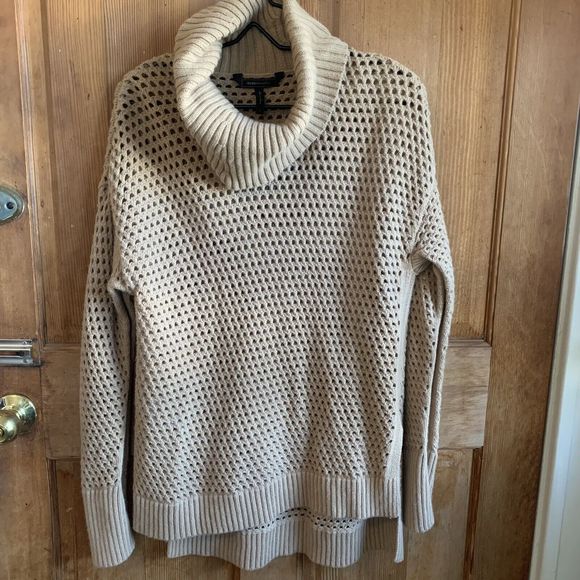 BCBG Max Azira Bethenny Camel Tan Chunky Knit Crochet Cowl Sweater, Size Small - Picture 2 of 13